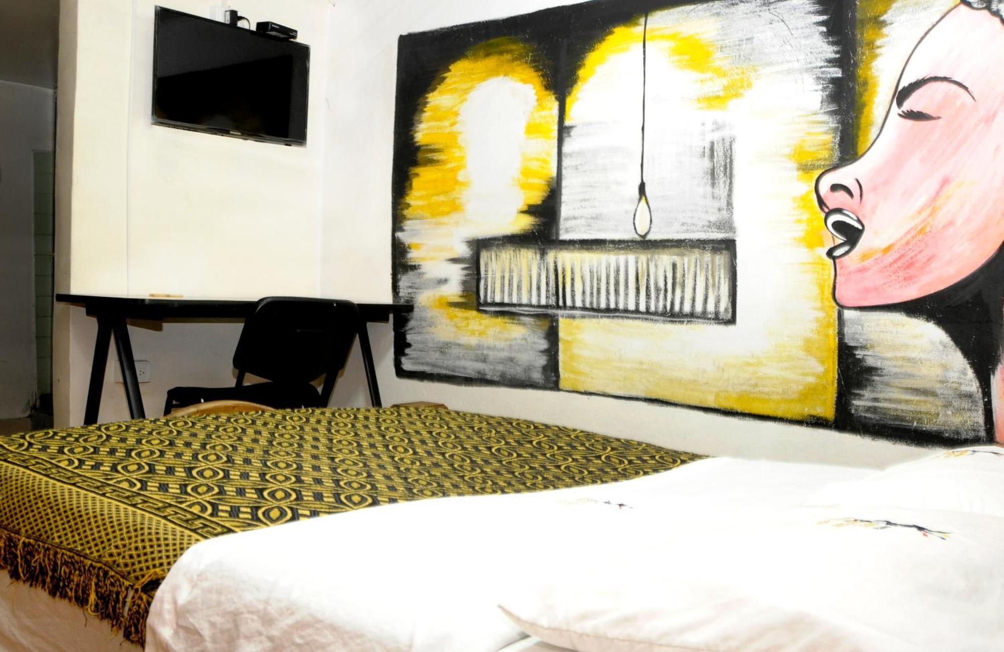 H C De Quevedo Hotel Bogota Exterior photo